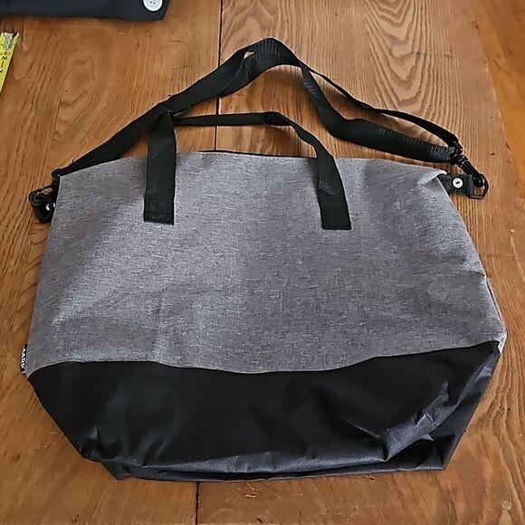 AARP Grey Black Zippered Tote Bag Removable Adjustable straps 19 x 15 - Picture 1 of 10